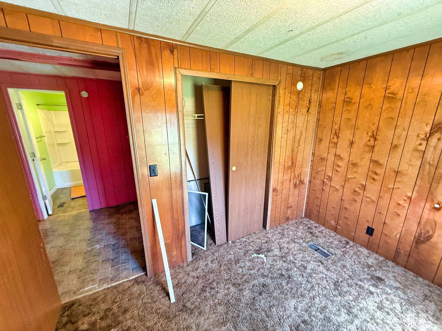 210 Park Avenue Property Photo 22