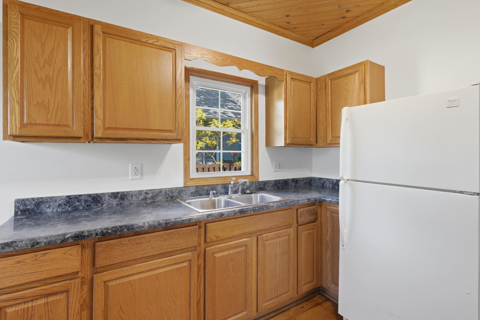 1536 35th Street Property Photo 19