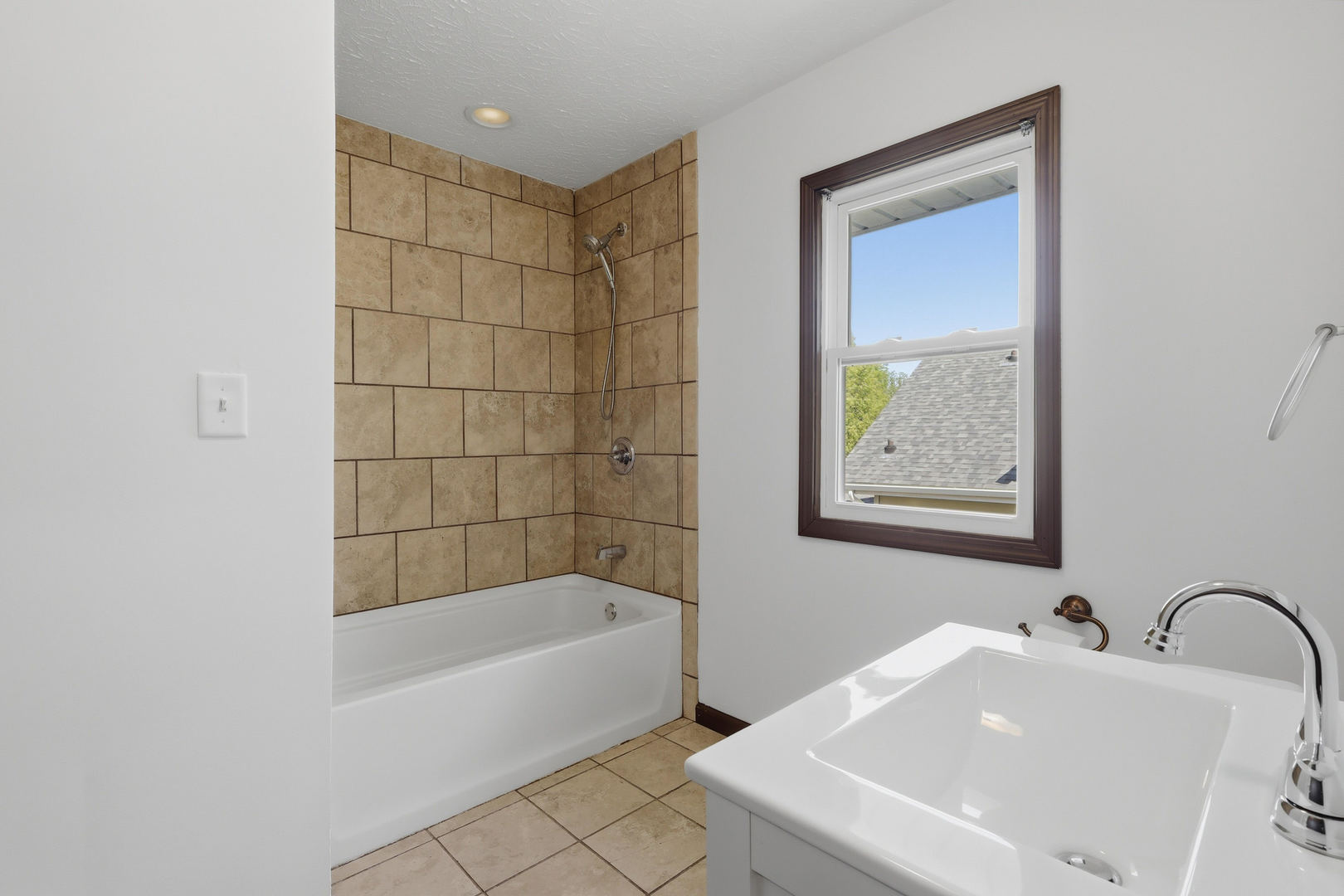 1536 35th Street Property Photo 20