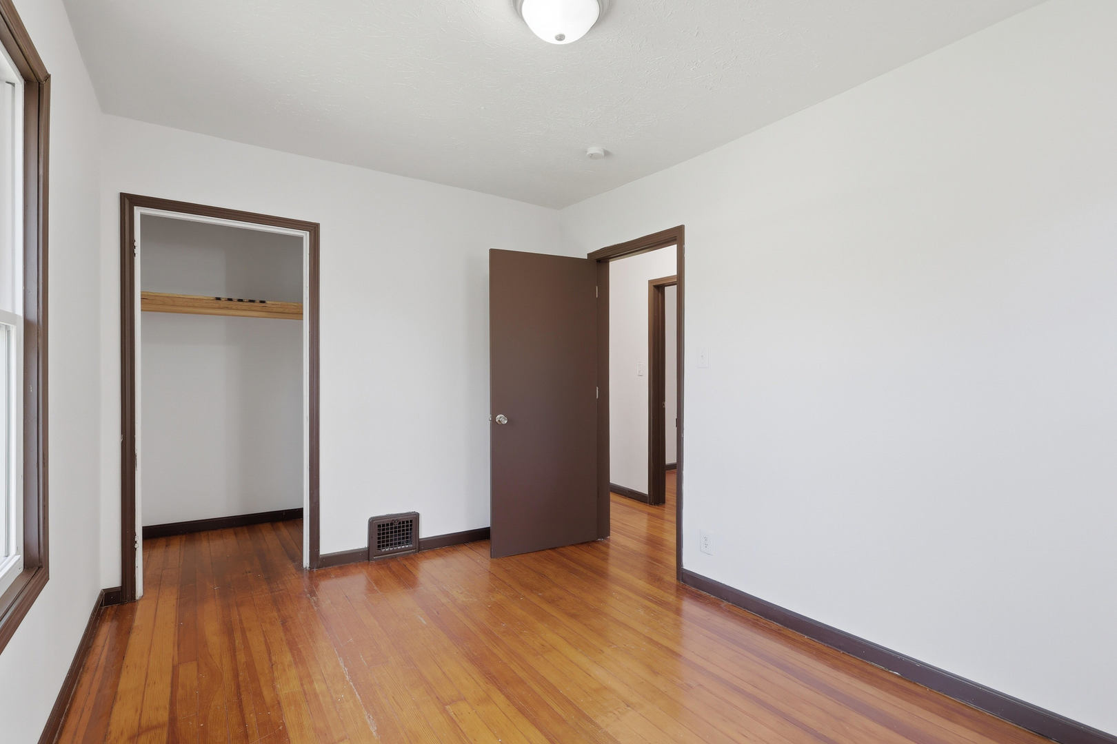 1536 35th Street Property Photo 24