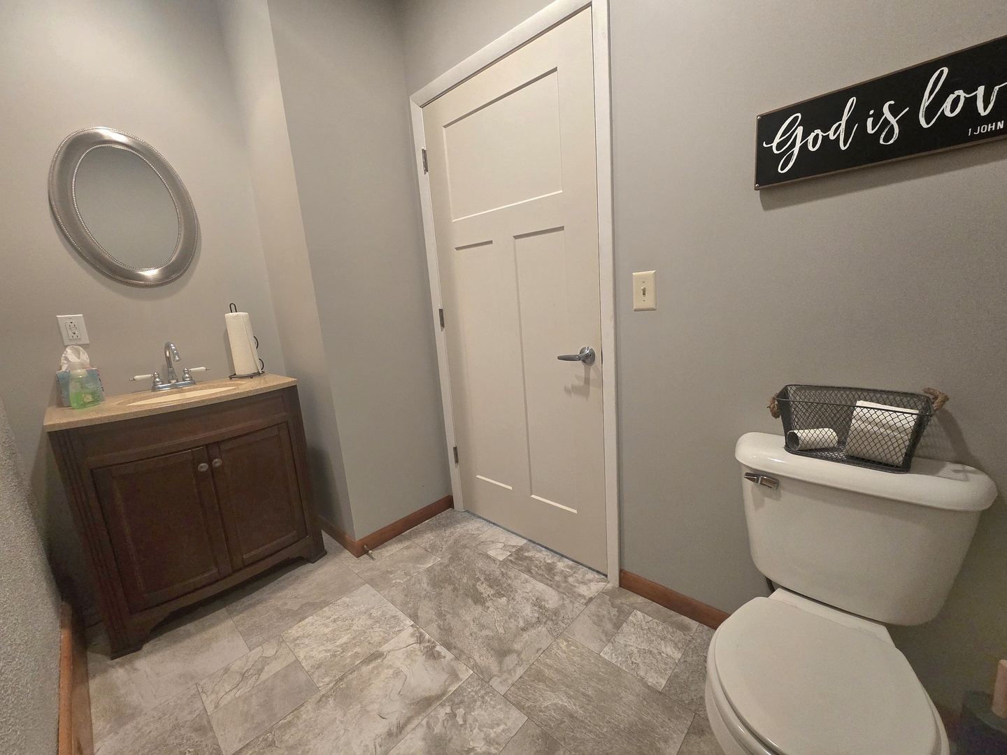 427 S Main Street Property Photo 8