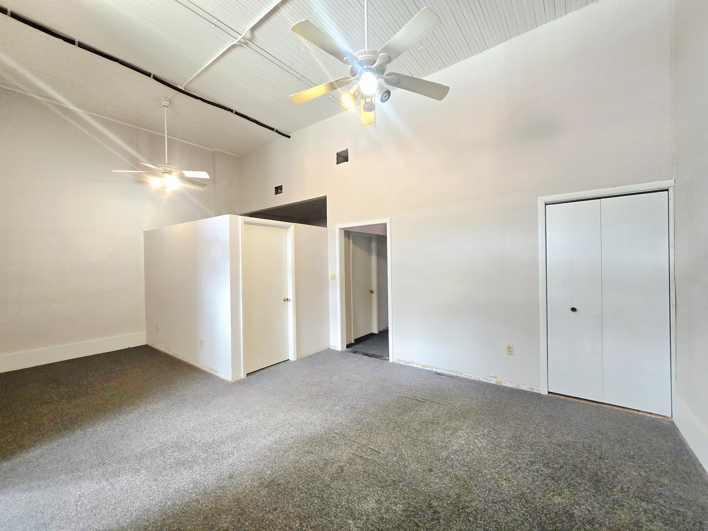 427 S Main Street Property Photo 15