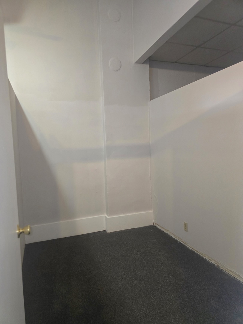 427 S Main Street Property Photo 16