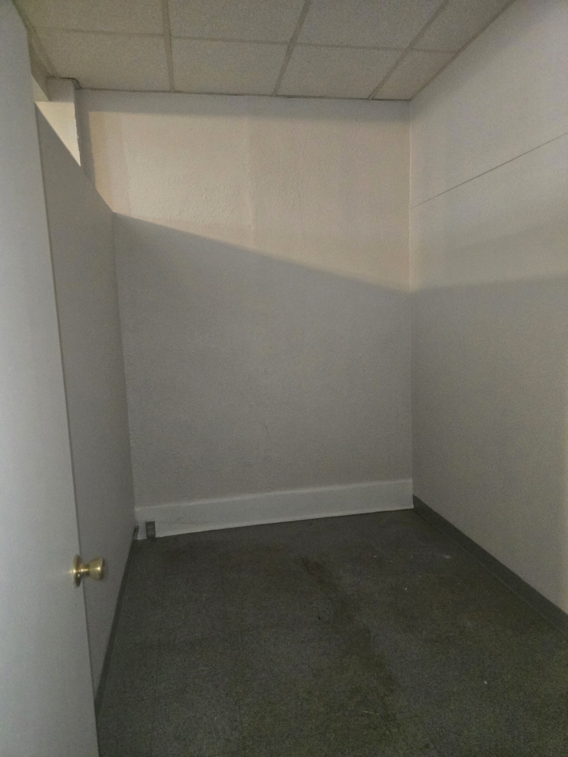 427 S Main Street Property Photo 17