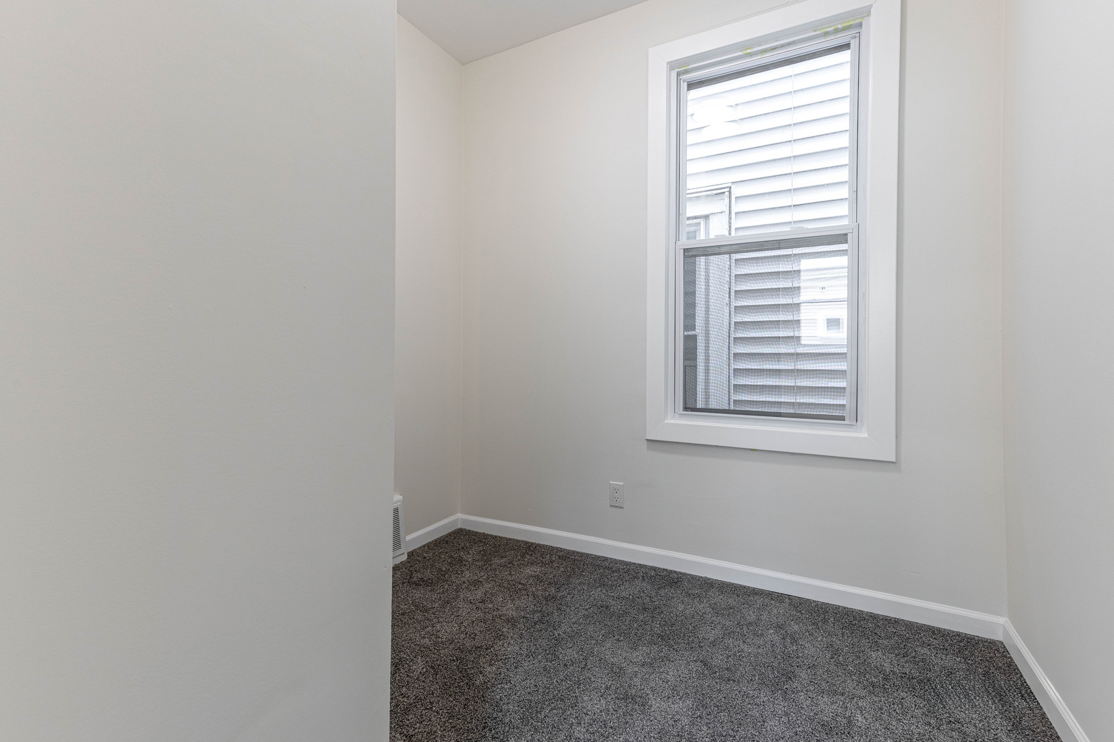 2806 S 48th Court Property Photo 20