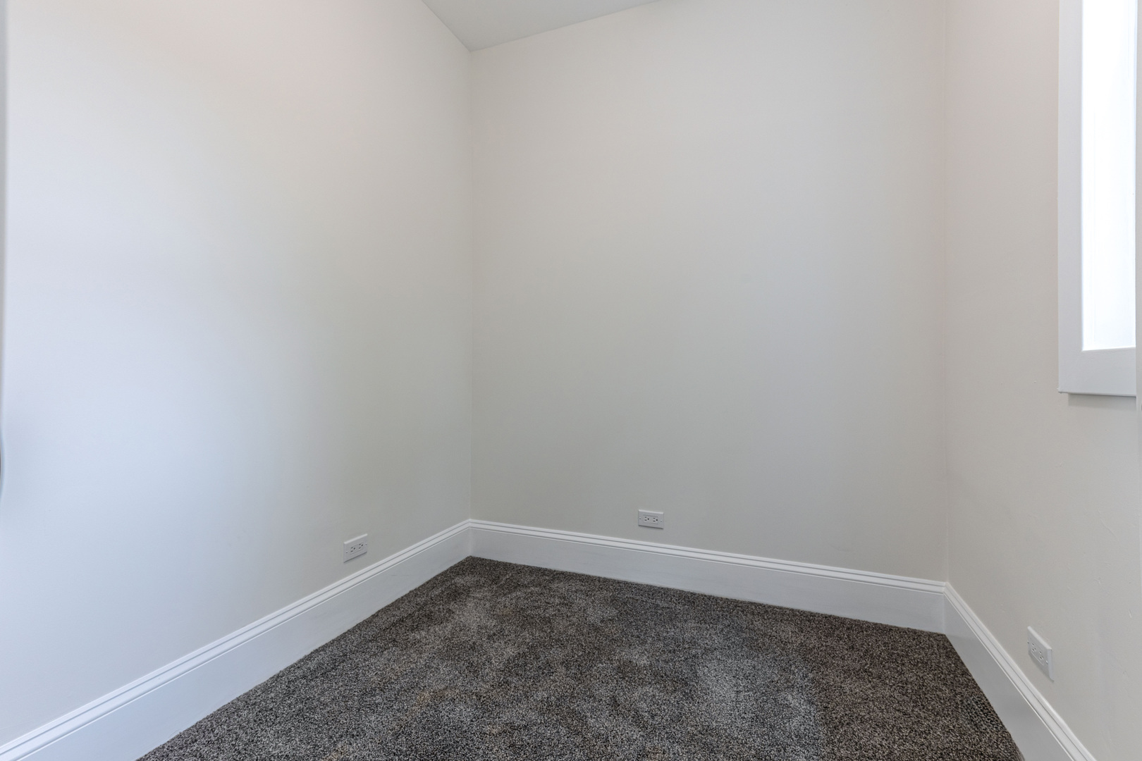 2806 S 48th Court Property Photo 27