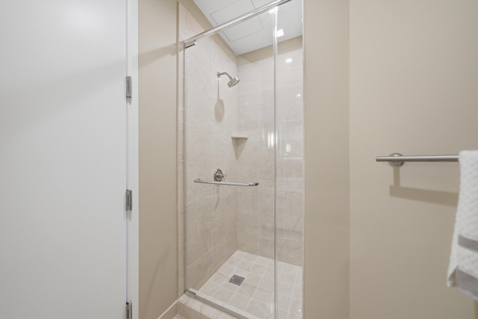 401 N Wabash Avenue 67e Property Photo 36