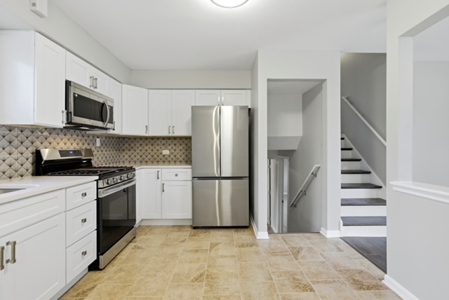 1218 174th Street Property Photo 7