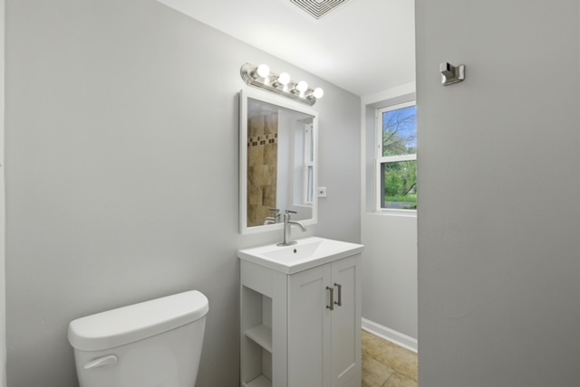1218 174th Street Property Photo 11