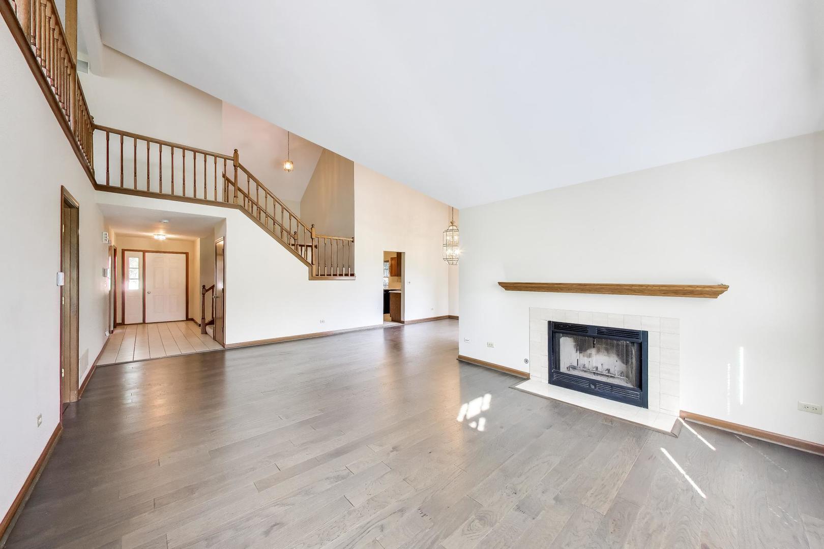 21040 W Hazelnut Lane Property Photo 6
