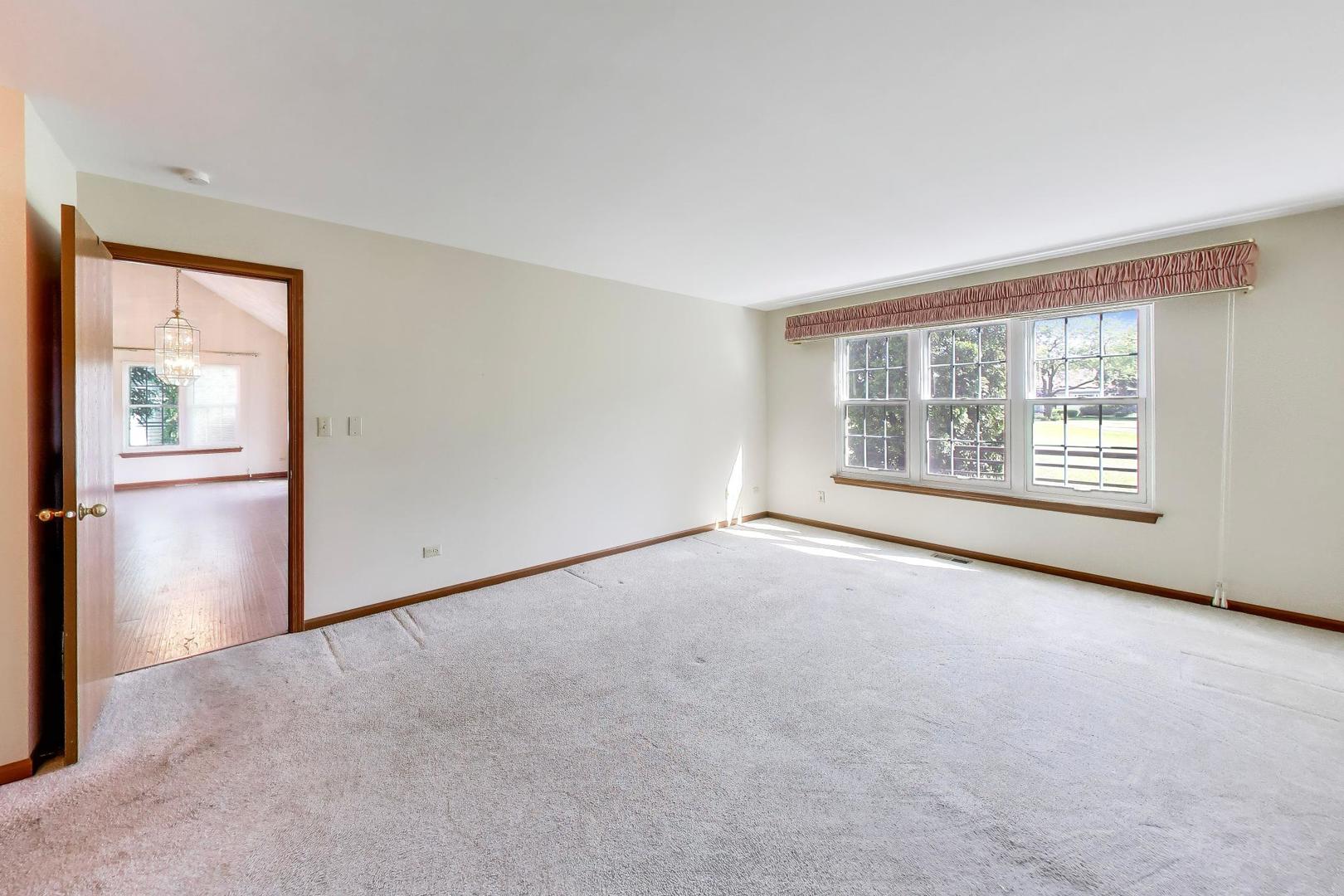 21040 W Hazelnut Lane Property Photo 18