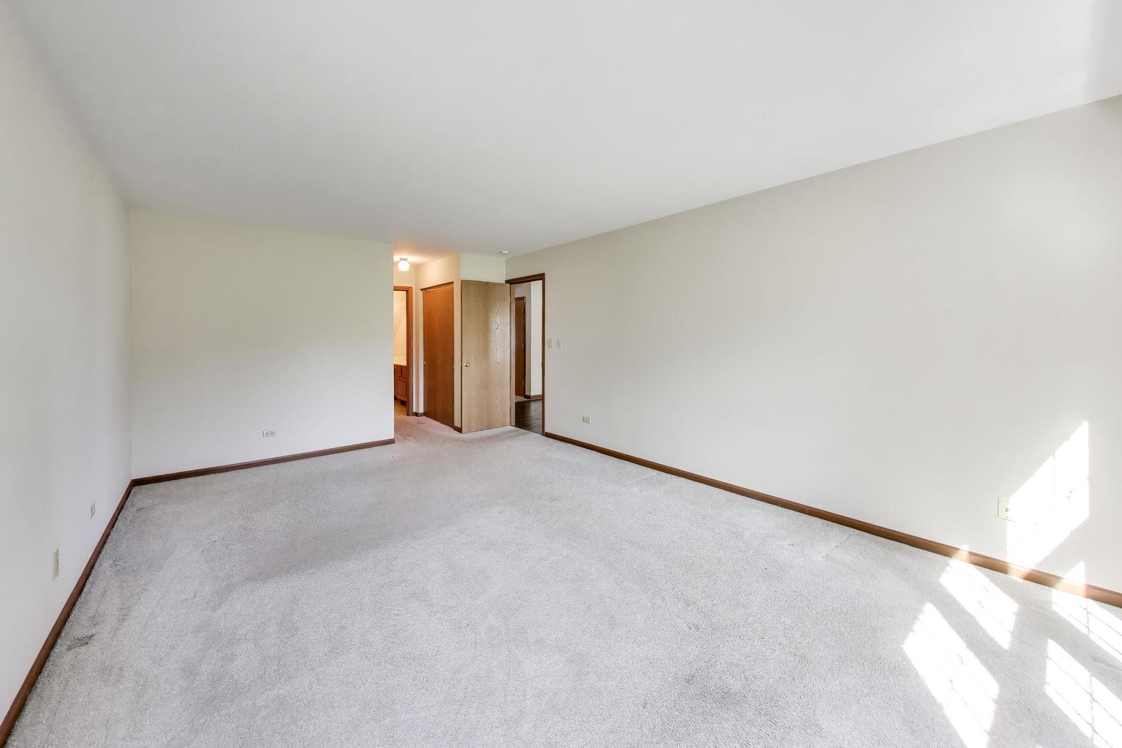 21040 W Hazelnut Lane Property Photo 19