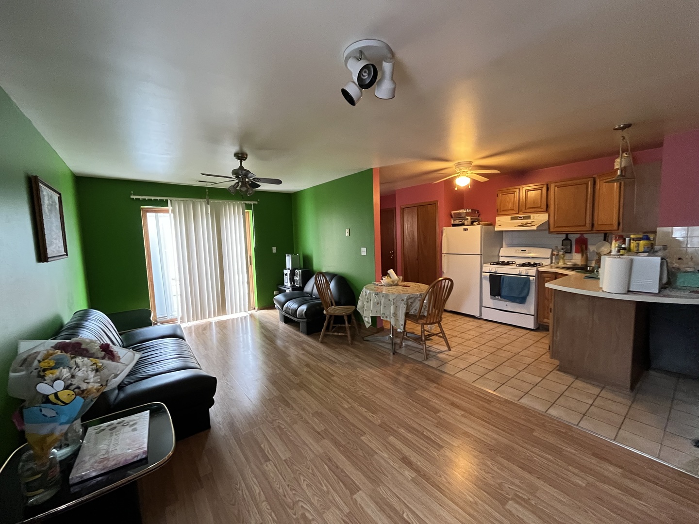 3012 N Laramie Avenue Property Photo 6