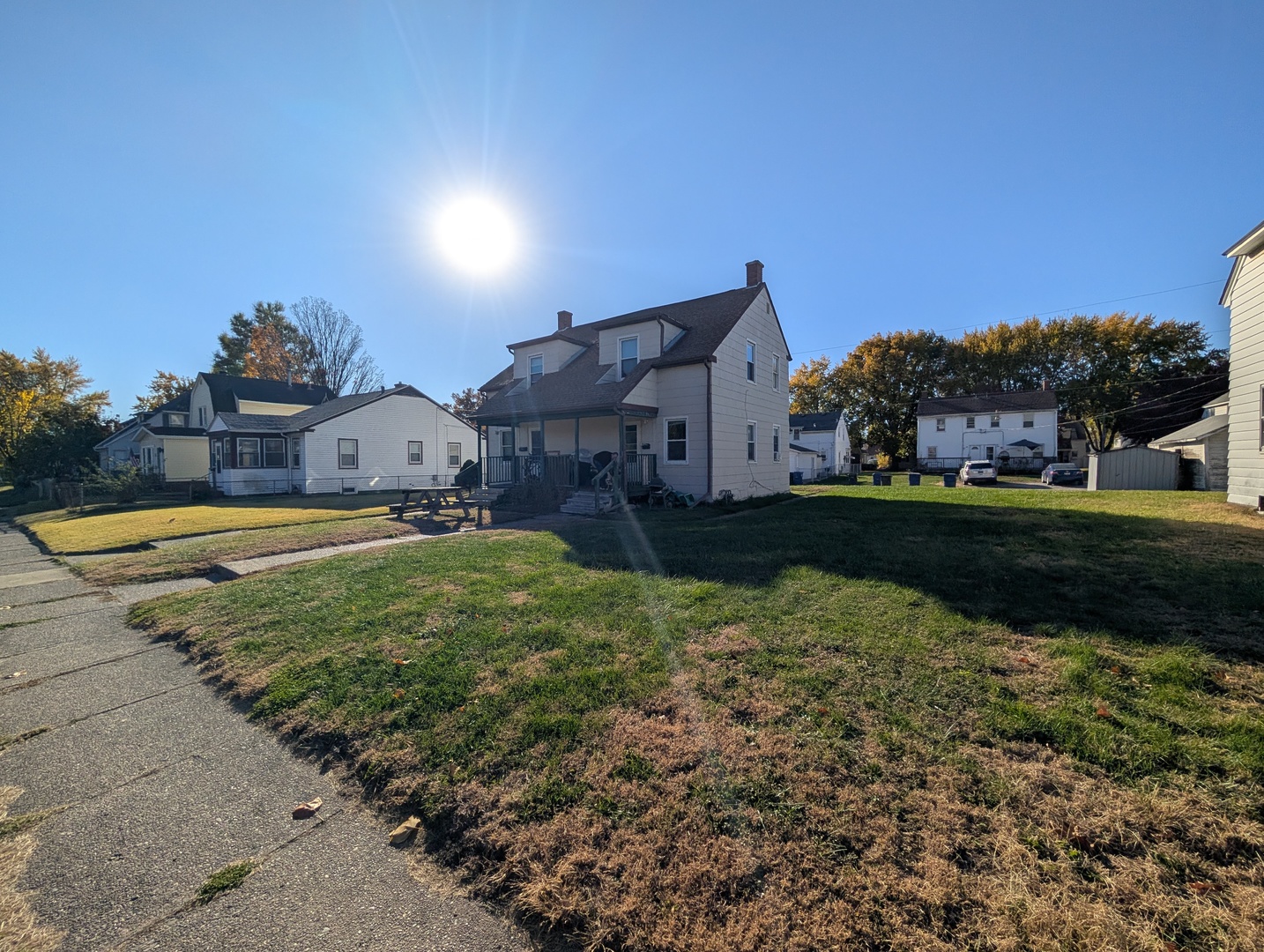 222 S Elmwood Avenue Property Photo 6