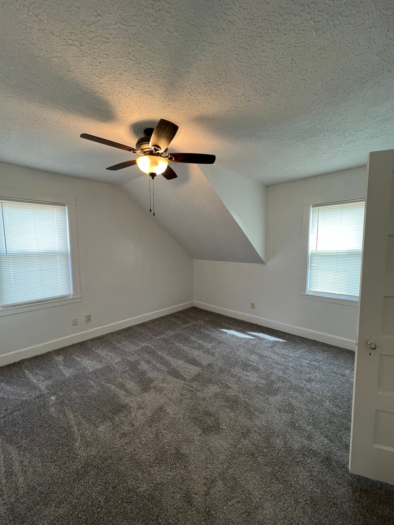 222 S Elmwood Avenue Property Photo 12