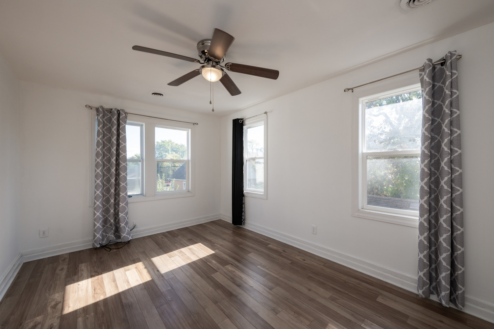 3706 Chicago Road Property Photo 6