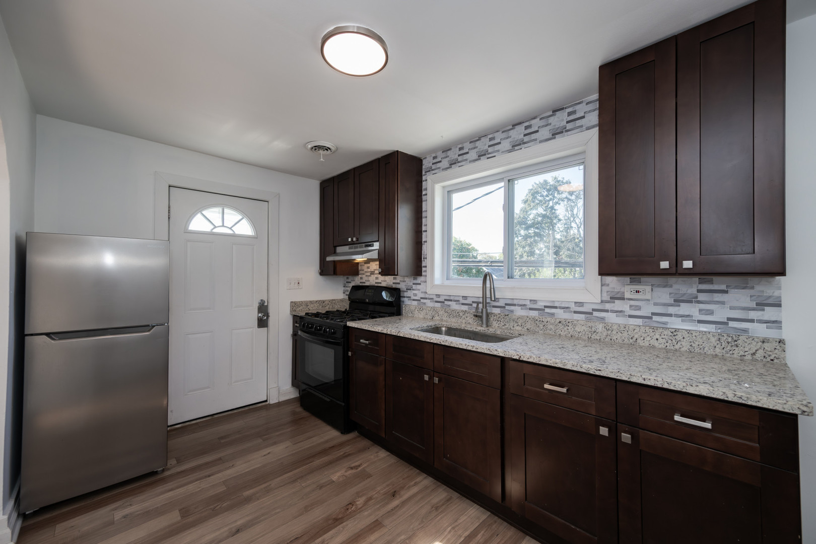 3706 Chicago Road Property Photo 8