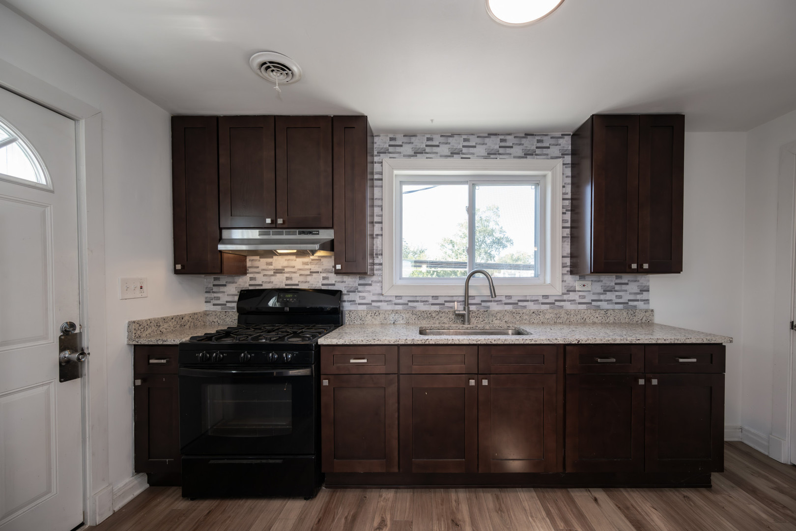 3706 Chicago Road Property Photo 9