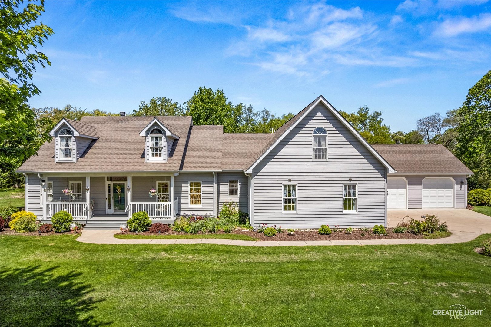 16073 Burr Oak Road Property Photo 1