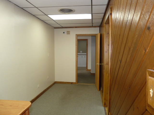102-106 Center Street Property Photo 10