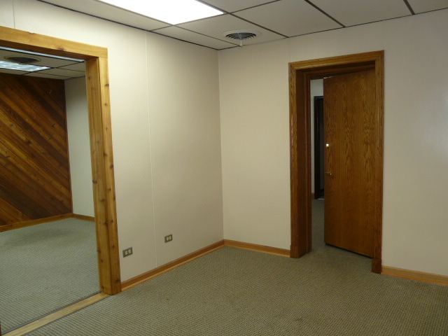102-106 Center Street Property Photo 13