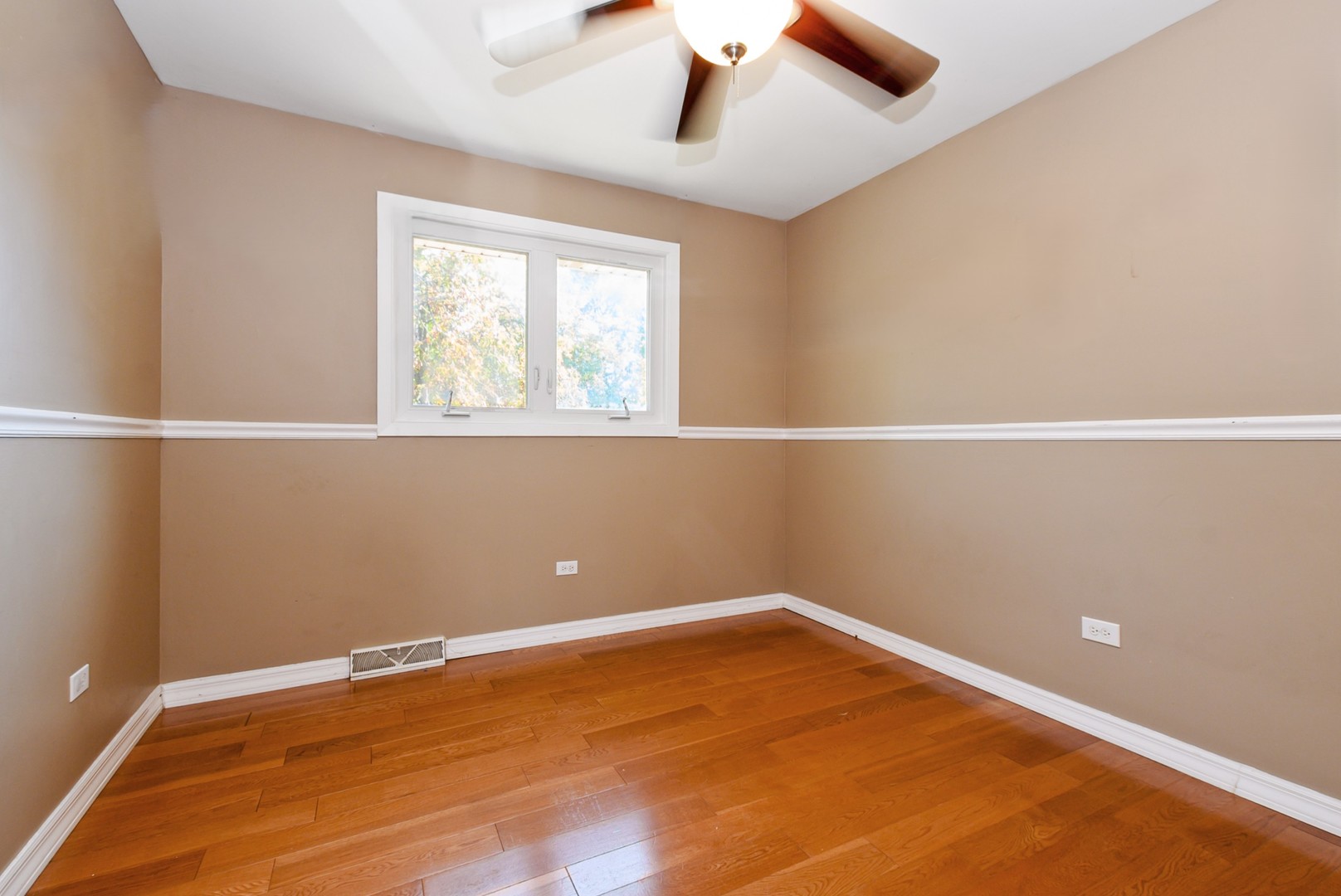 3008 W 110th Place Property Photo 10