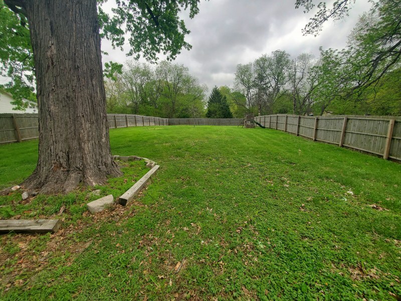 211 S West Street Property Photo 4