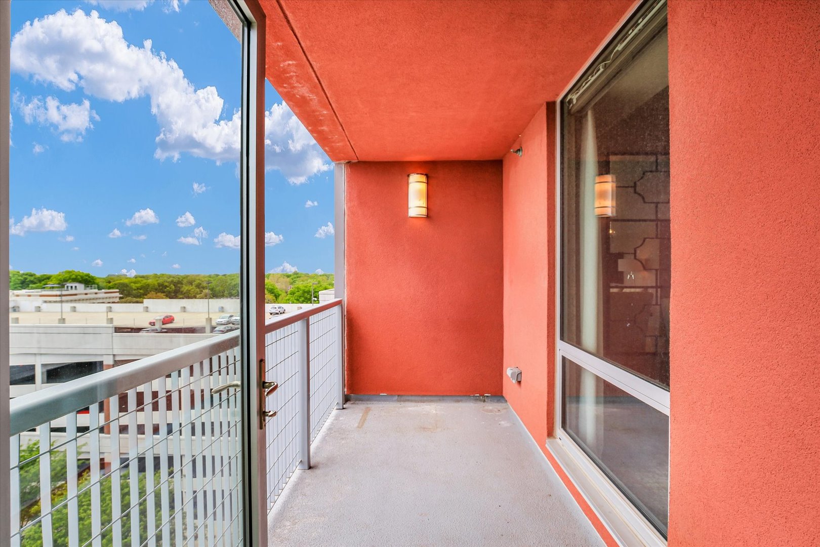 301 N Neil Street 711 Property Photo 46