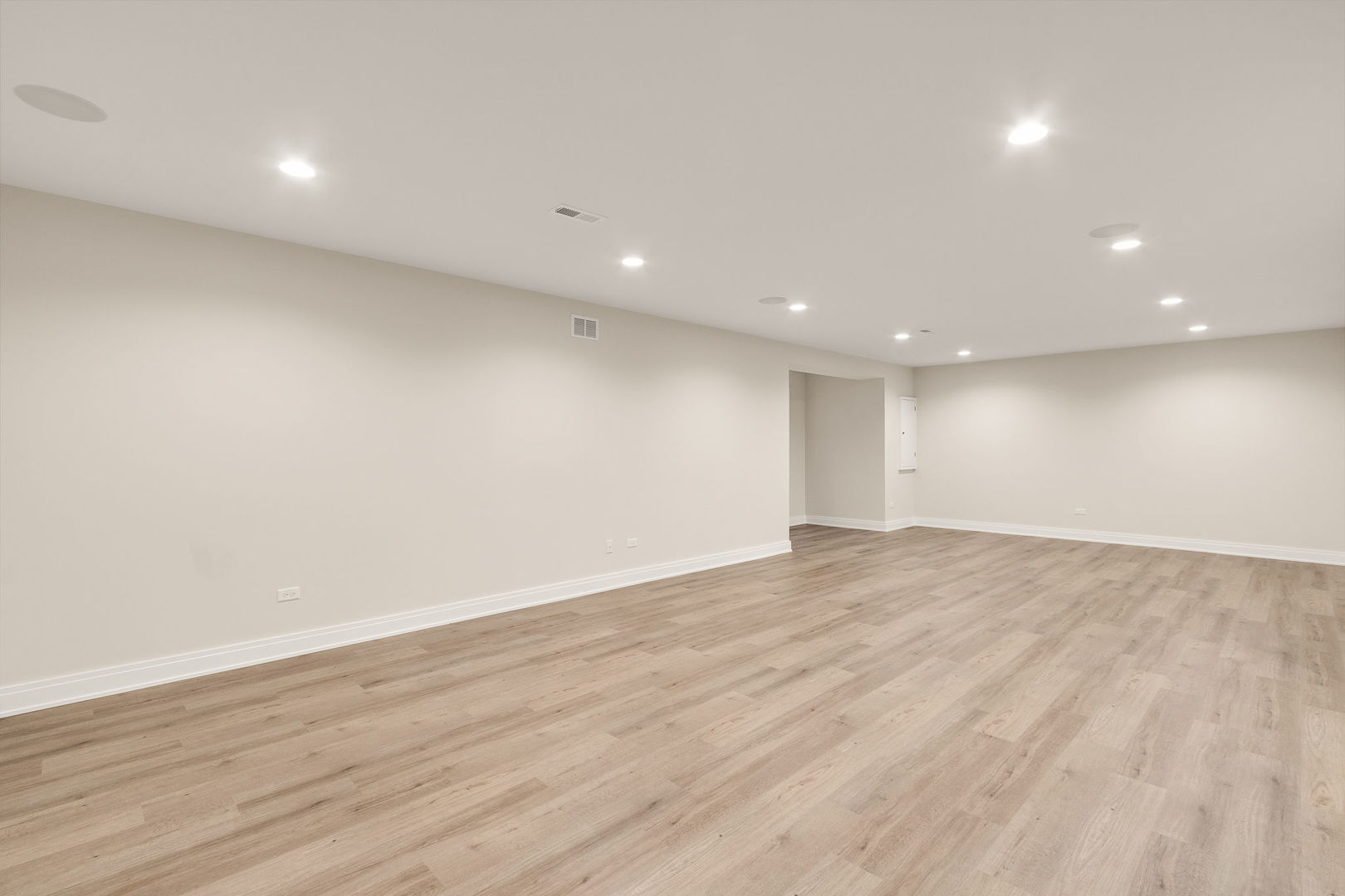 845 S Colfax Avenue Property Photo 33