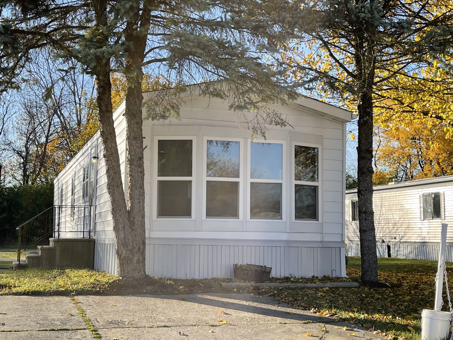 237 Blackthorn Road Property Photo 1