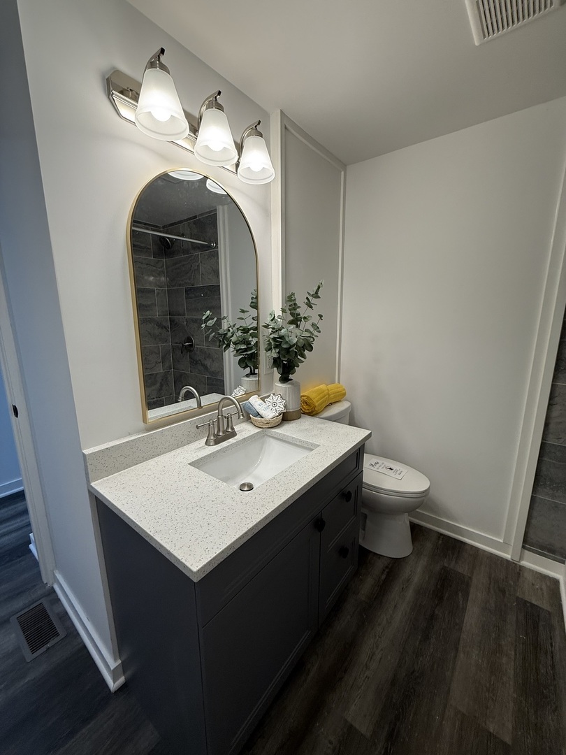 237 Blackthorn Road Property Photo 6