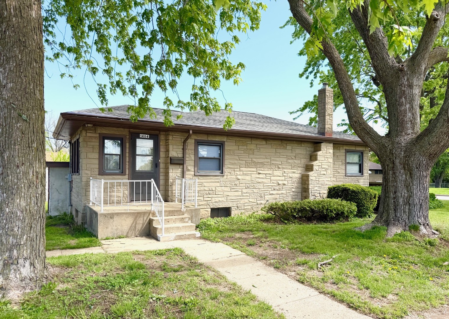 1404 Plain Street Property Photo 2