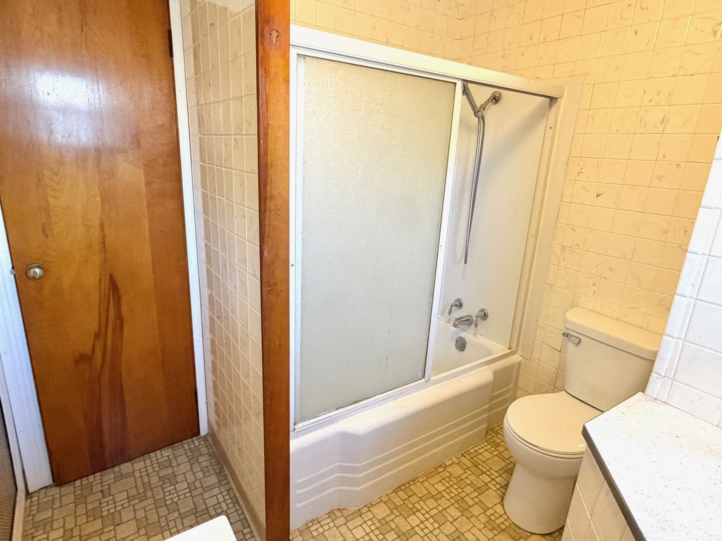 1404 Plain Street Property Photo 12