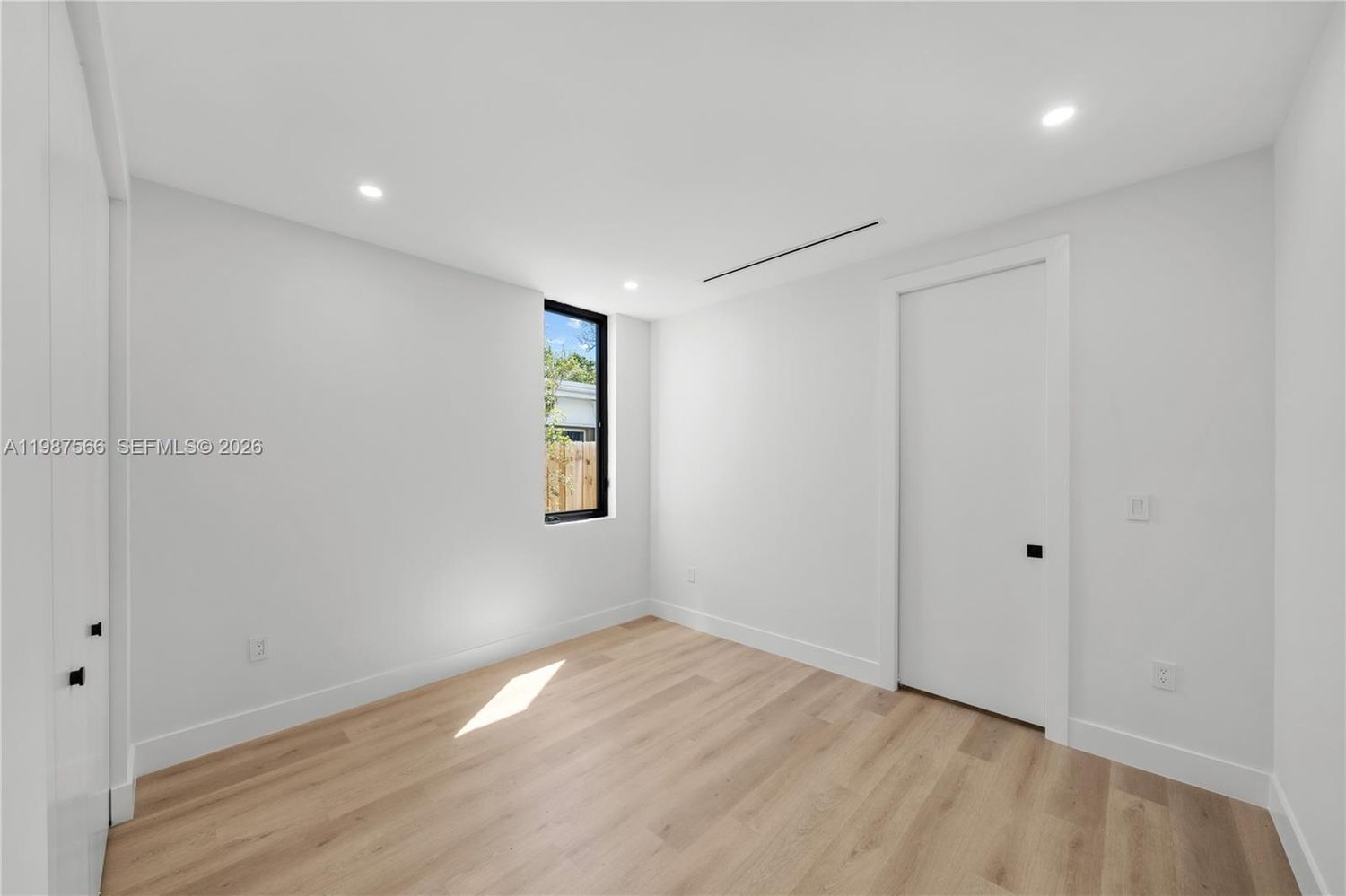 412 Nw 47th Street Property Photo 30