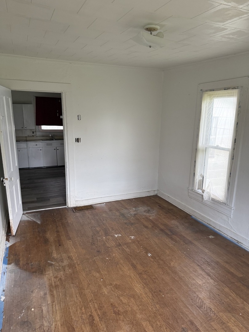 105 W Columbus Street Property Photo 4