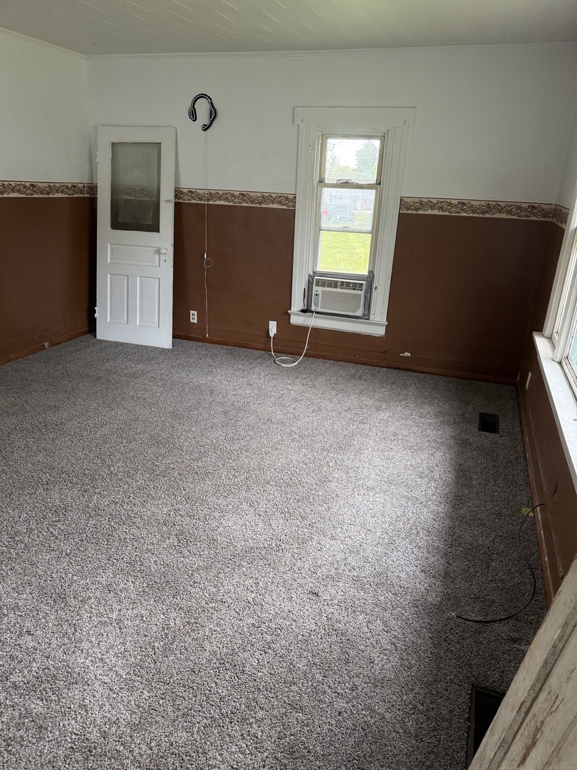 105 W Columbus Street Property Photo 8