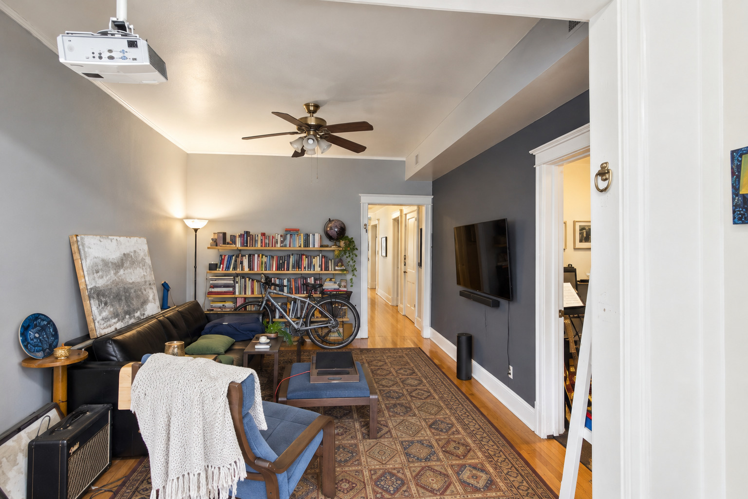 2711 W Haddon Avenue Property Photo 14