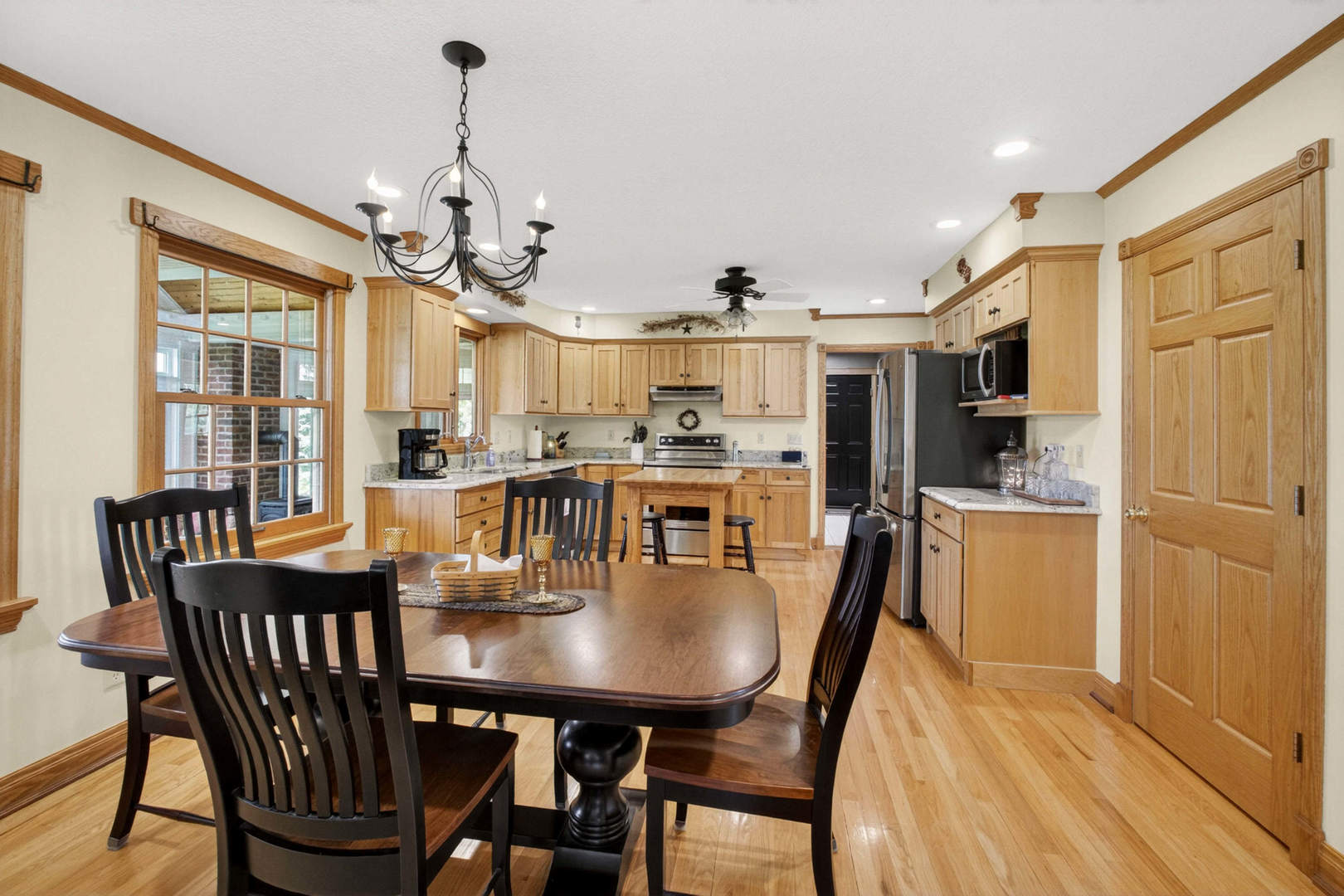 14 Timberlane Drive Property Photo 22