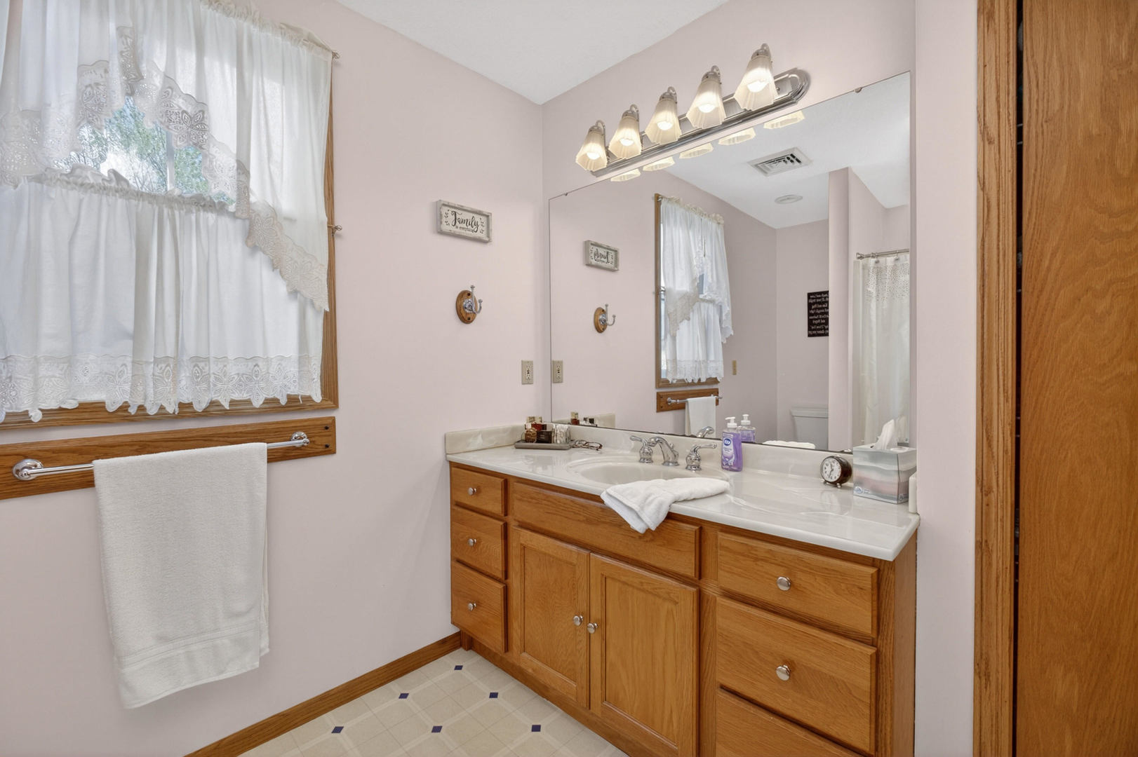 14 Timberlane Drive Property Photo 40