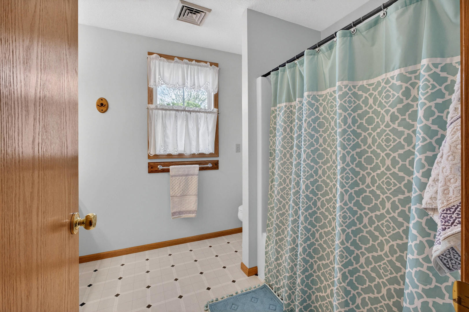 14 Timberlane Drive Property Photo 41