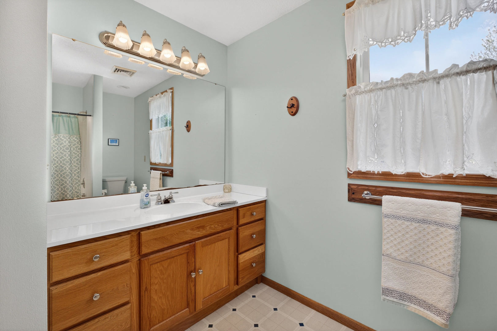 14 Timberlane Drive Property Photo 42
