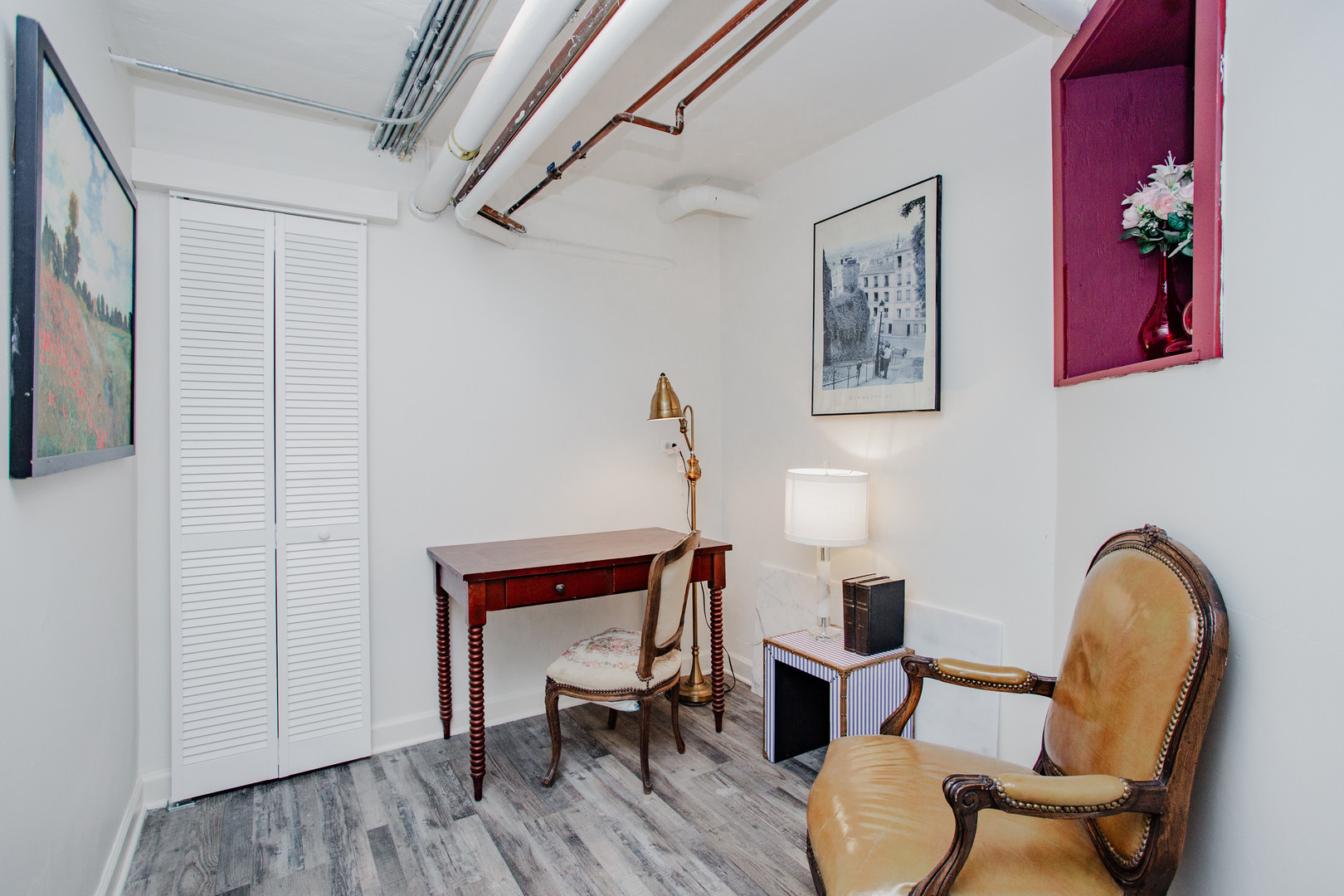 622 W Briar Place G Property Photo 15