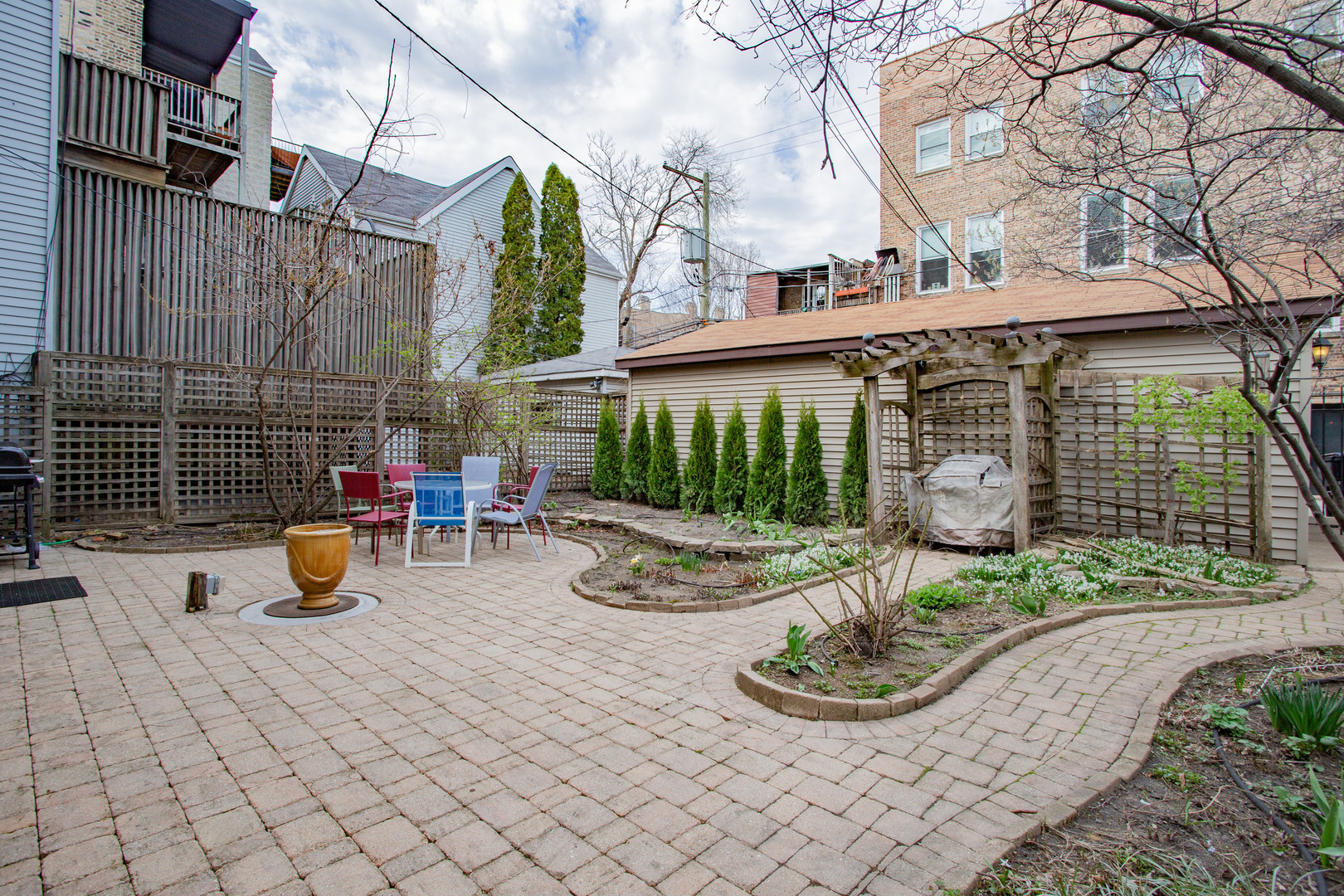 622 W Briar Place G Property Photo 17