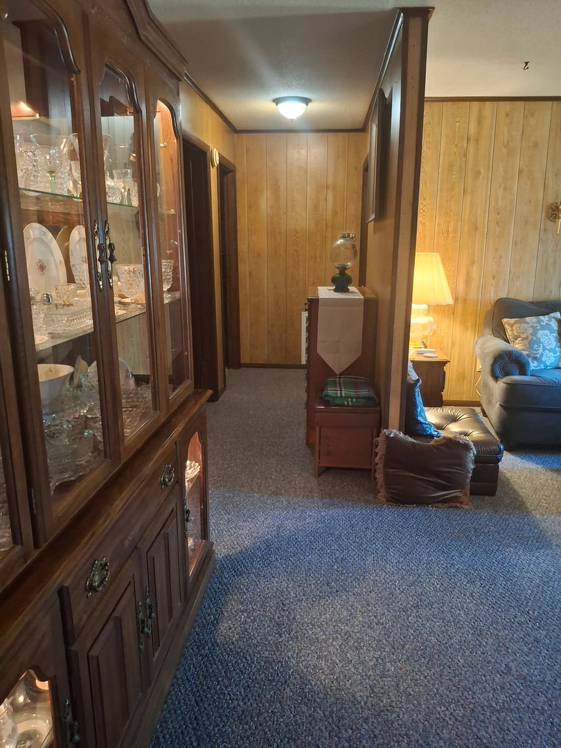 209 N West Street Property Photo 5