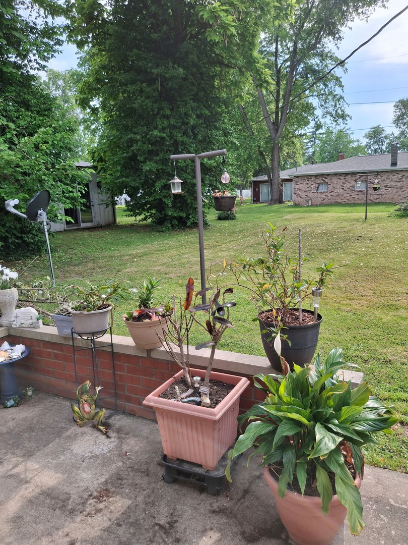 209 N West Street Property Photo 38