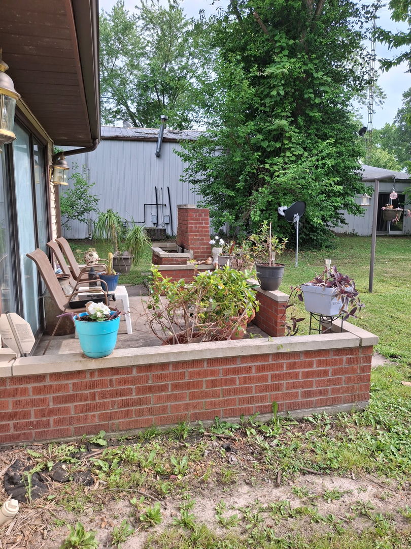 209 N West Street Property Photo 39