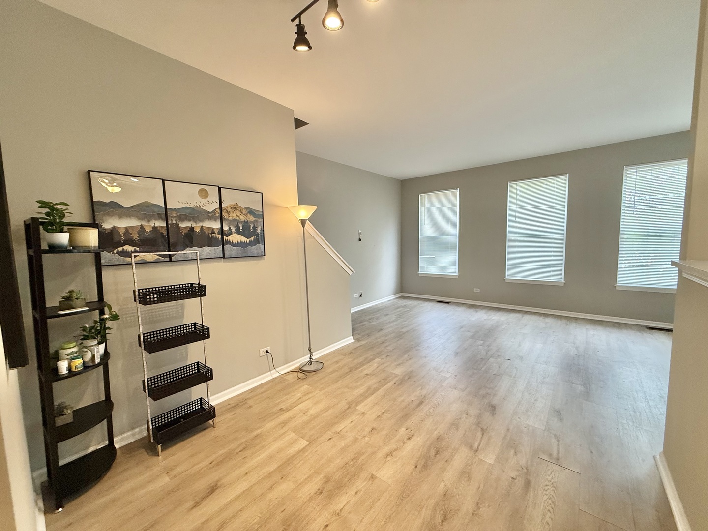 18764 S Burnside Station Drive Property Photo 6
