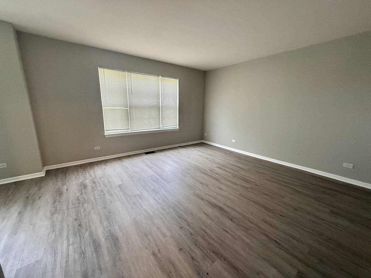 18764 S Burnside Station Drive Property Photo 17