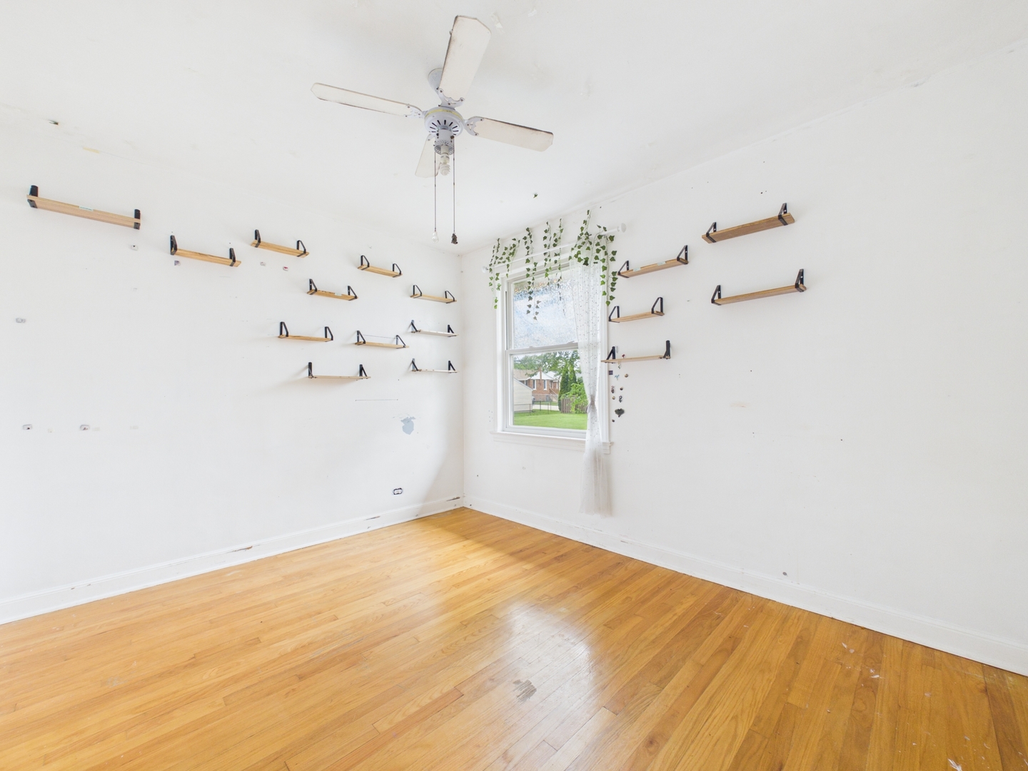 2308 Stratford Avenue Property Photo 13