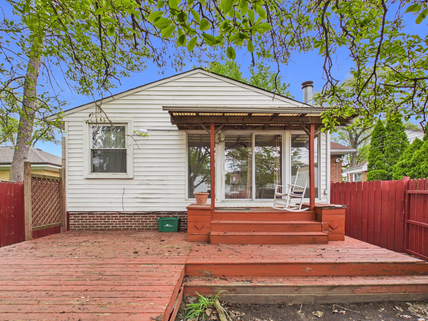 2308 Stratford Avenue Property Photo 22